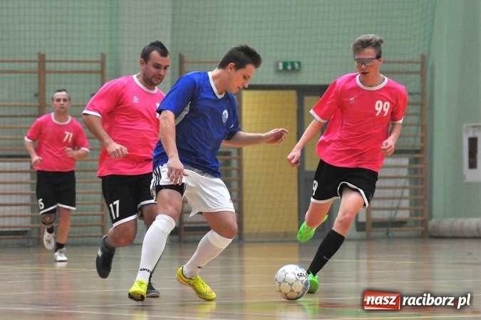 Zdjęcie w galerii na portalu naszraciborz.pl: Trzymej Ściana i Grotrans wygrywają na inaugurację HLPN wiadomości z regionu