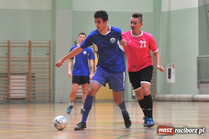 Zdjęcie w galerii na portalu naszraciborz.pl: Trzymej Ściana i Grotrans wygrywają na inaugurację HLPN wiadomości z regionu