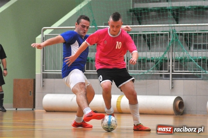 Zdjęcie w galerii na portalu naszraciborz.pl: Trzymej Ściana i Grotrans wygrywają na inaugurację HLPN wiadomości z regionu