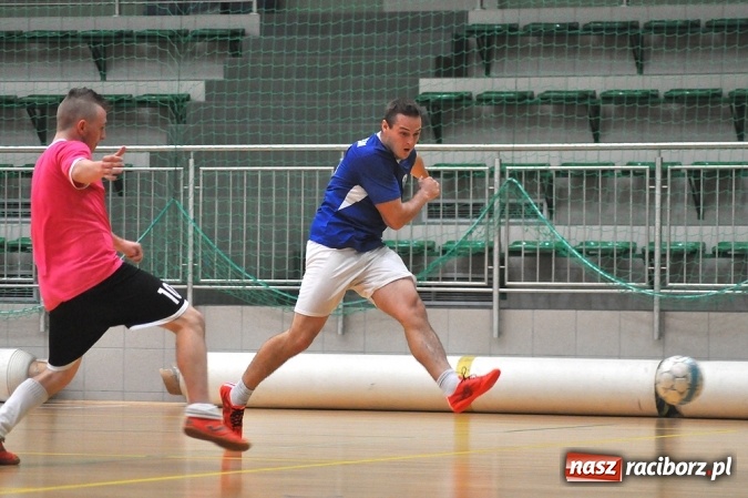 Zdjęcie w galerii na portalu naszraciborz.pl: Trzymej Ściana i Grotrans wygrywają na inaugurację HLPN wiadomości z regionu