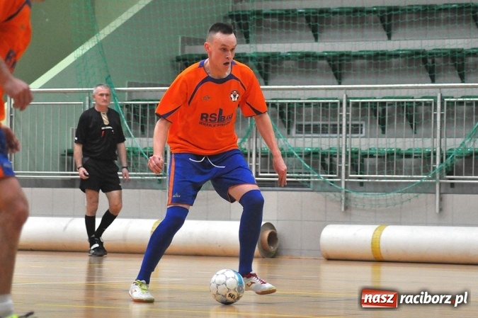 Zdjęcie w galerii na portalu naszraciborz.pl: Trzymej Ściana i Grotrans wygrywają na inaugurację HLPN wiadomości z regionu