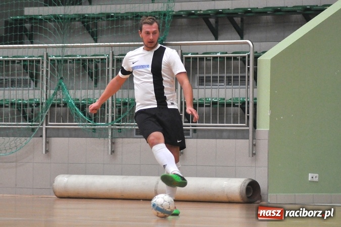 Zdjęcie w galerii na portalu naszraciborz.pl: Trzymej Ściana i Grotrans wygrywają na inaugurację HLPN wiadomości z regionu