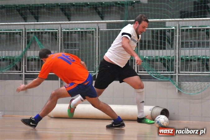 Zdjęcie w galerii na portalu naszraciborz.pl: Trzymej Ściana i Grotrans wygrywają na inaugurację HLPN wiadomości z regionu