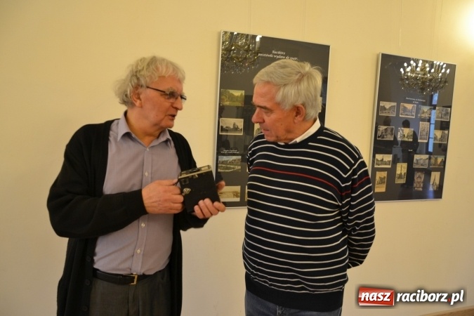 Zdjęcie w galerii na portalu naszraciborz.pl: Spotkanie poświęcone historii fotografii na Zamku Piastowskim wiadomości z regionu