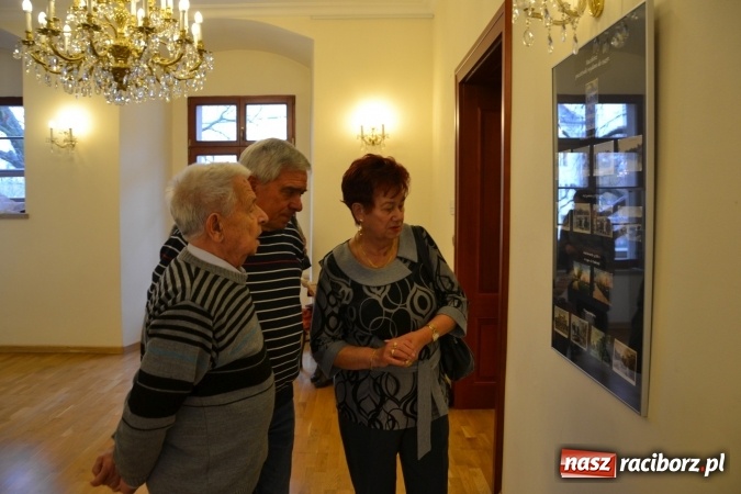 Zdjęcie w galerii na portalu naszraciborz.pl: Spotkanie poświęcone historii fotografii na Zamku Piastowskim wiadomości z regionu