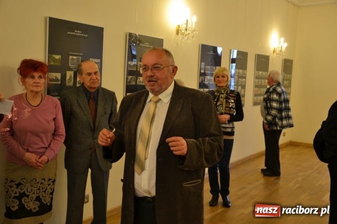 Zdjęcie w galerii na portalu naszraciborz.pl: Spotkanie poświęcone historii fotografii na Zamku Piastowskim wiadomości z regionu