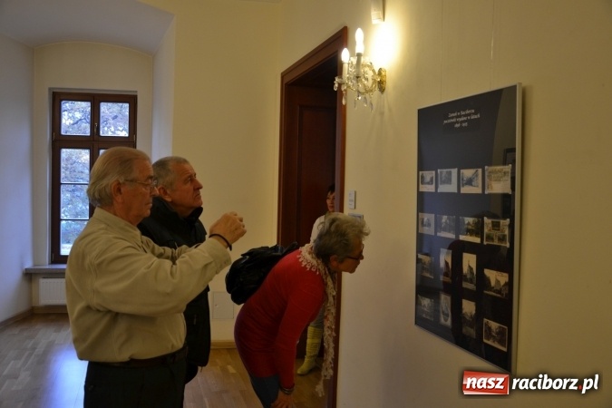 Zdjęcie w galerii na portalu naszraciborz.pl: Spotkanie poświęcone historii fotografii na Zamku Piastowskim wiadomości z regionu