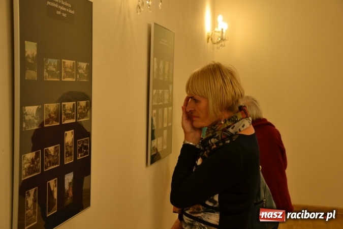 Zdjęcie w galerii na portalu naszraciborz.pl: Spotkanie poświęcone historii fotografii na Zamku Piastowskim wiadomości z regionu