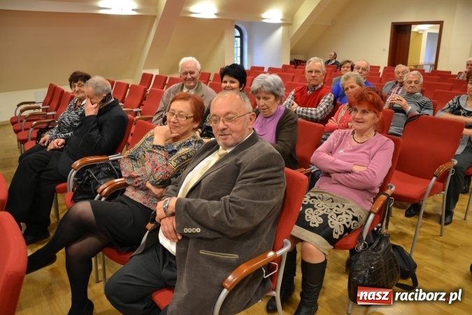 Zdjęcie w galerii na portalu naszraciborz.pl: Spotkanie poświęcone historii fotografii na Zamku Piastowskim wiadomości z regionu