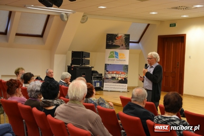 Zdjęcie w galerii na portalu naszraciborz.pl: Spotkanie poświęcone historii fotografii na Zamku Piastowskim wiadomości z regionu