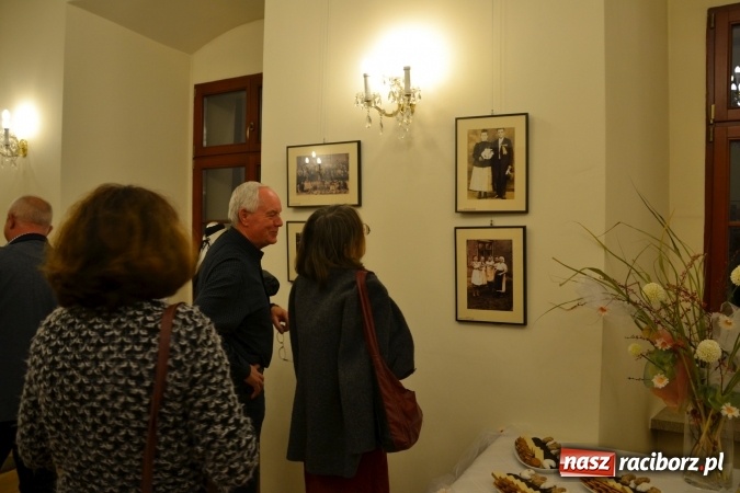 Zdjęcie w galerii na portalu naszraciborz.pl: Kobylskie Wesele, czyli jak to downiej bywało - otwarcie wystawy na zamku  wiadomości z regionu