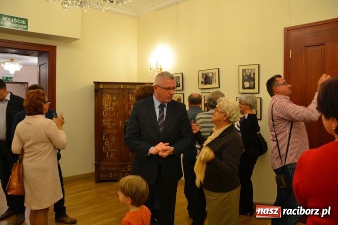 Zdjęcie w galerii na portalu naszraciborz.pl: Kobylskie Wesele, czyli jak to downiej bywało - otwarcie wystawy na zamku  wiadomości z regionu