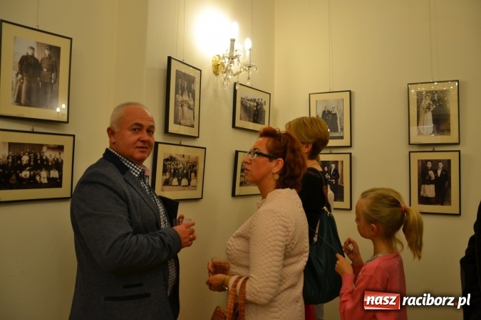 Zdjęcie w galerii na portalu naszraciborz.pl: Kobylskie Wesele, czyli jak to downiej bywało - otwarcie wystawy na zamku  wiadomości z regionu
