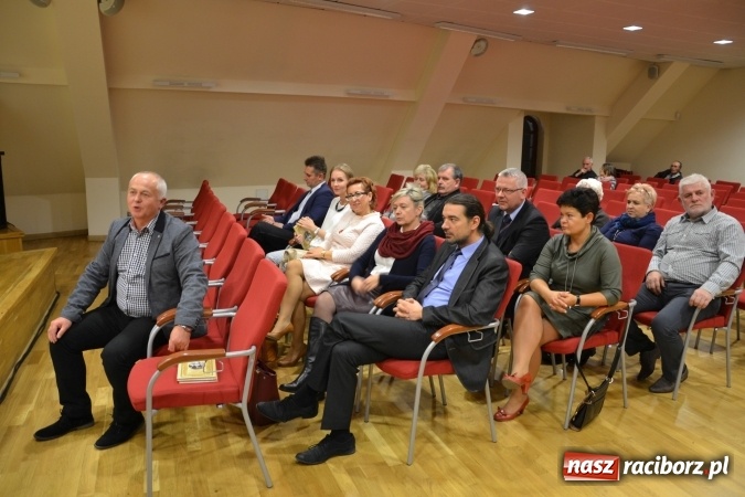 Zdjęcie w galerii na portalu naszraciborz.pl: Kobylskie Wesele, czyli jak to downiej bywało - otwarcie wystawy na zamku  wiadomości z regionu