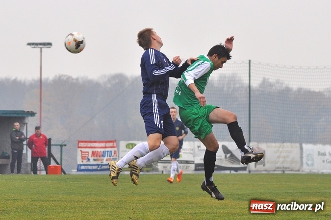 Zdjęcie w galerii na portalu naszraciborz.pl: Gol w doliczonym czasie dał trzy punkty Rudom wiadomości z regionu