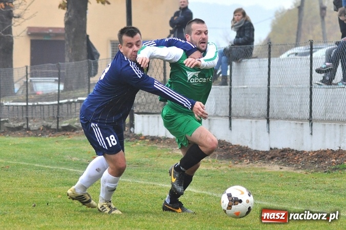 Zdjęcie w galerii na portalu naszraciborz.pl: Gol w doliczonym czasie dał trzy punkty Rudom wiadomości z regionu