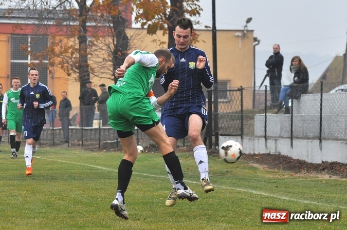 Zdjęcie w galerii na portalu naszraciborz.pl: Gol w doliczonym czasie dał trzy punkty Rudom wiadomości z regionu