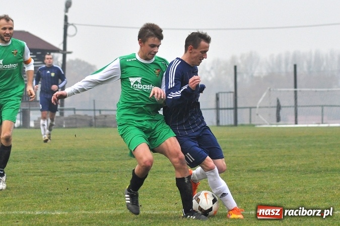 Zdjęcie w galerii na portalu naszraciborz.pl: Gol w doliczonym czasie dał trzy punkty Rudom wiadomości z regionu