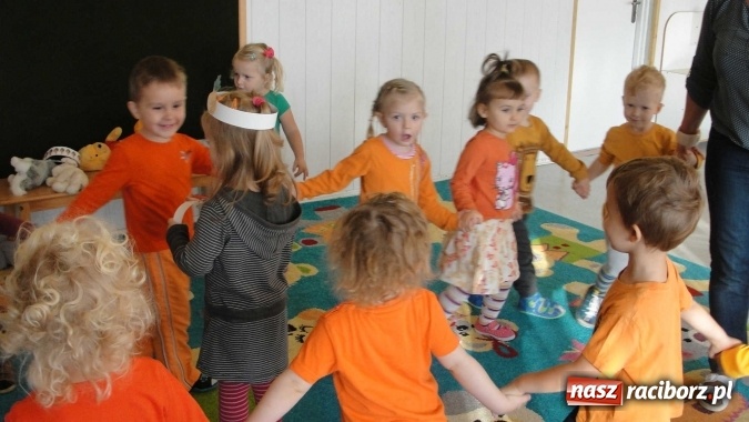 Zdjęcie w galerii na portalu naszraciborz.pl: Dzień Marchewki w Przedszkolu nr 26 wiadomości z regionu