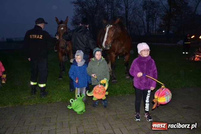 Zdjęcie w galerii na portalu naszraciborz.pl: Orszak świętego Marcina w Rudyszwałdzie wiadomości z regionu