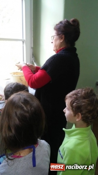 Zdjęcie w galerii na portalu naszraciborz.pl: Moc śniadania w SP-4 wiadomości z regionu