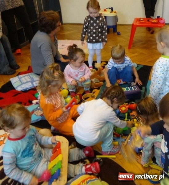 Zdjęcie w galerii na portalu naszraciborz.pl: Jak się nie nudzić z małym dzieckiem w domu?  wiadomości z regionu