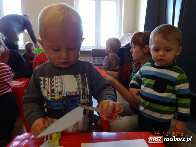 Zdjęcie w galerii na portalu naszraciborz.pl: Jak się nie nudzić z małym dzieckiem w domu?  wiadomości z regionu