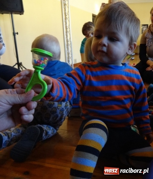 Zdjęcie w galerii na portalu naszraciborz.pl: Jak się nie nudzić z małym dzieckiem w domu?  wiadomości z regionu