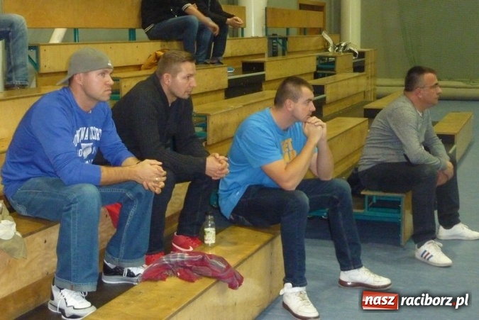 Zdjęcie w galerii na portalu naszraciborz.pl: Koszykówka. Promyk nadziei   wiadomości z regionu