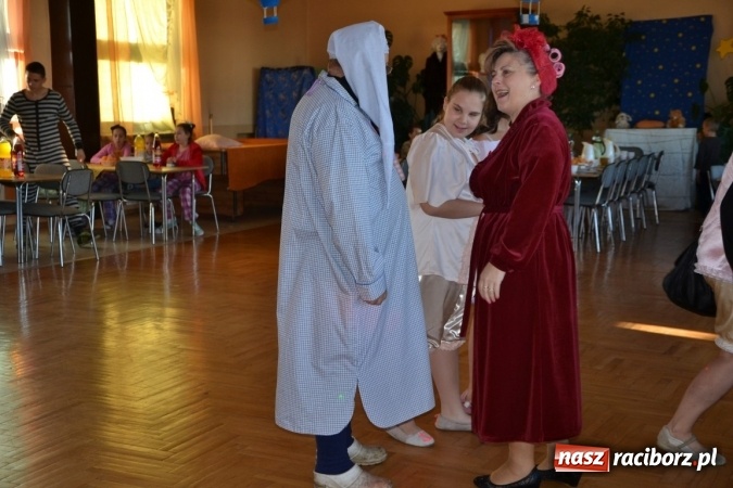 Zdjęcie w galerii na portalu naszraciborz.pl: Piżama party w Roszkowie - spotkanie rodzin zastępczych wiadomości z regionu