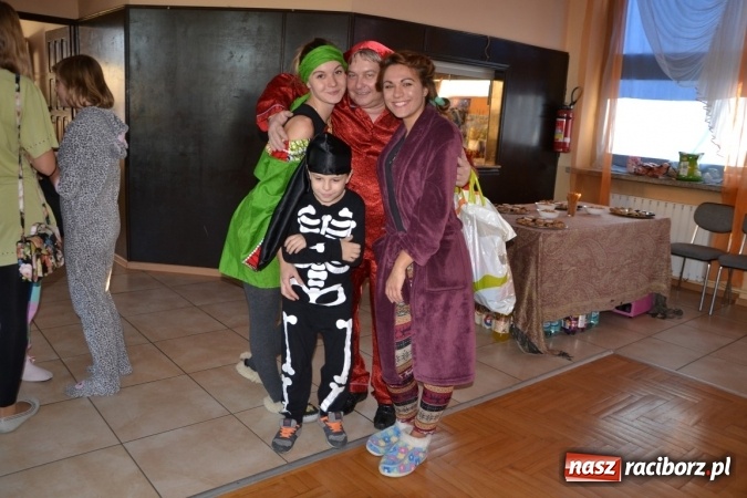 Zdjęcie w galerii na portalu naszraciborz.pl: Piżama party w Roszkowie - spotkanie rodzin zastępczych wiadomości z regionu