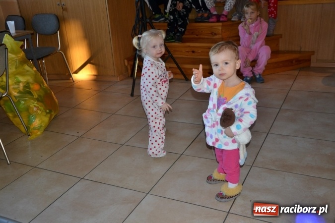 Zdjęcie w galerii na portalu naszraciborz.pl: Piżama party w Roszkowie - spotkanie rodzin zastępczych wiadomości z regionu