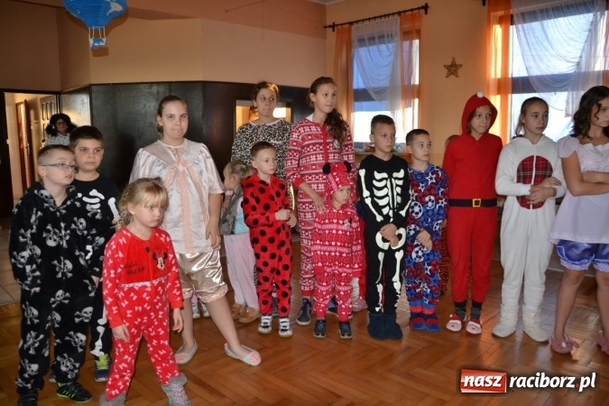 Zdjęcie w galerii na portalu naszraciborz.pl: Piżama party w Roszkowie - spotkanie rodzin zastępczych wiadomości z regionu