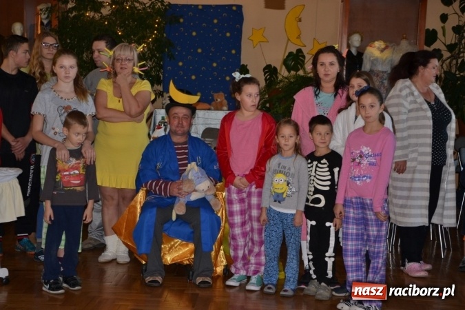 Zdjęcie w galerii na portalu naszraciborz.pl: Piżama party w Roszkowie - spotkanie rodzin zastępczych wiadomości z regionu