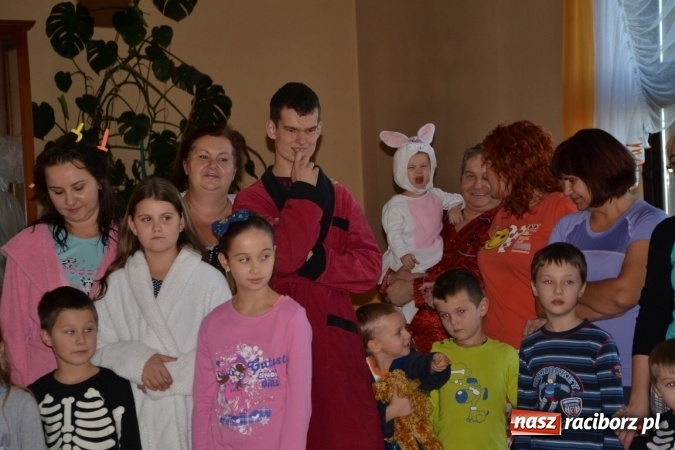 Zdjęcie w galerii na portalu naszraciborz.pl: Piżama party w Roszkowie - spotkanie rodzin zastępczych wiadomości z regionu