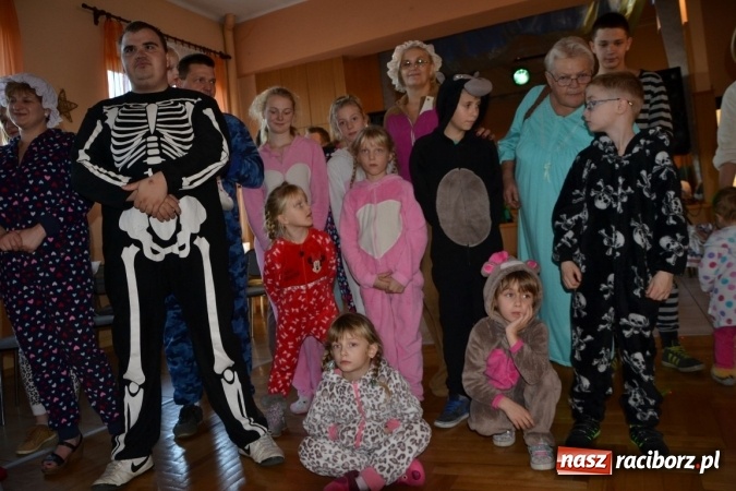 Zdjęcie w galerii na portalu naszraciborz.pl: Piżama party w Roszkowie - spotkanie rodzin zastępczych wiadomości z regionu