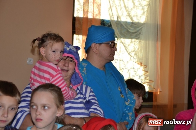 Zdjęcie w galerii na portalu naszraciborz.pl: Piżama party w Roszkowie - spotkanie rodzin zastępczych wiadomości z regionu