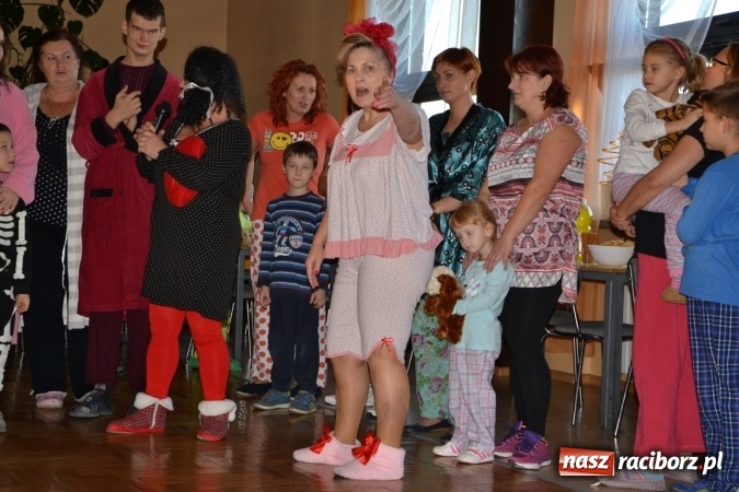 Zdjęcie w galerii na portalu naszraciborz.pl: Piżama party w Roszkowie - spotkanie rodzin zastępczych wiadomości z regionu