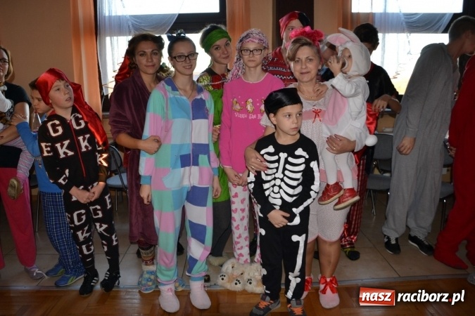 Zdjęcie w galerii na portalu naszraciborz.pl: Piżama party w Roszkowie - spotkanie rodzin zastępczych wiadomości z regionu
