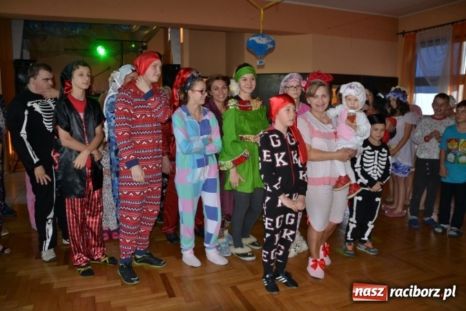 Zdjęcie w galerii na portalu naszraciborz.pl: Piżama party w Roszkowie - spotkanie rodzin zastępczych wiadomości z regionu