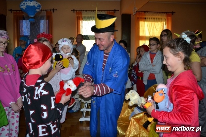 Zdjęcie w galerii na portalu naszraciborz.pl: Piżama party w Roszkowie - spotkanie rodzin zastępczych wiadomości z regionu