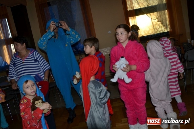 Zdjęcie w galerii na portalu naszraciborz.pl: Piżama party w Roszkowie - spotkanie rodzin zastępczych wiadomości z regionu