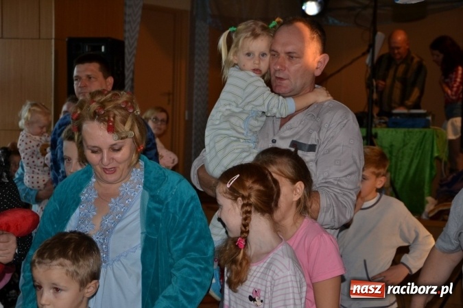 Zdjęcie w galerii na portalu naszraciborz.pl: Piżama party w Roszkowie - spotkanie rodzin zastępczych wiadomości z regionu