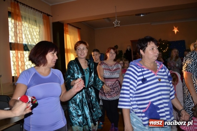 Zdjęcie w galerii na portalu naszraciborz.pl: Piżama party w Roszkowie - spotkanie rodzin zastępczych wiadomości z regionu