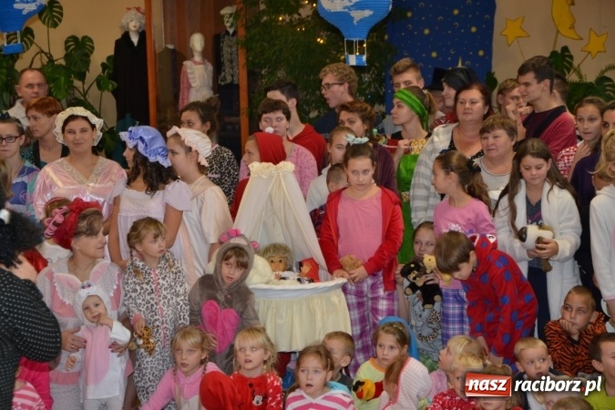 Zdjęcie w galerii na portalu naszraciborz.pl: Piżama party w Roszkowie - spotkanie rodzin zastępczych wiadomości z regionu