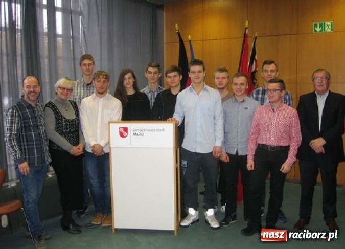 Zdjęcie w galerii na portalu naszraciborz.pl: Uczniowie CKZiU nr 2 na praktyce w Mainz  wiadomości z regionu