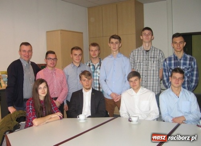 Zdjęcie w galerii na portalu naszraciborz.pl: Uczniowie CKZiU nr 2 na praktyce w Mainz  wiadomości z regionu