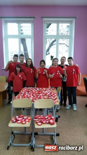 Zdjęcie w galerii na portalu naszraciborz.pl: Kotyliony dla mieszkańców Raciborza  wiadomości z regionu