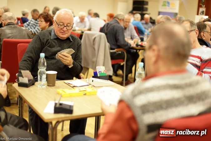 Zdjęcie w galerii na portalu naszraciborz.pl: Turniej Brydża Sportowego Pamięci Emila Olbrota na zamku za nami  wiadomości z regionu