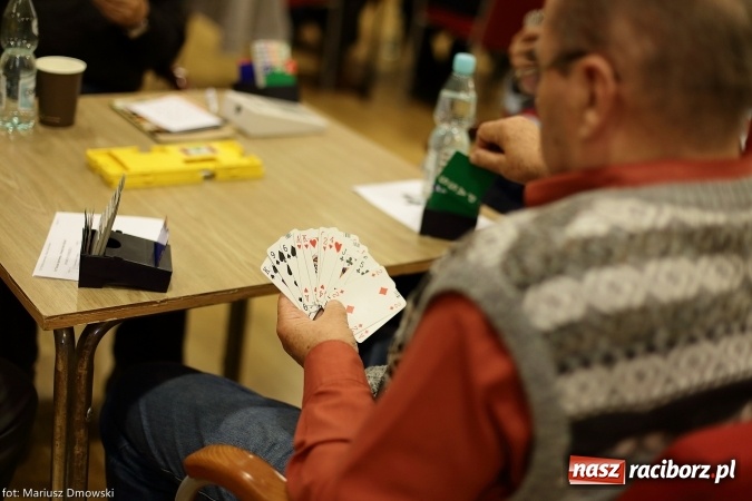 Zdjęcie w galerii na portalu naszraciborz.pl: Turniej Brydża Sportowego Pamięci Emila Olbrota na zamku za nami  wiadomości z regionu